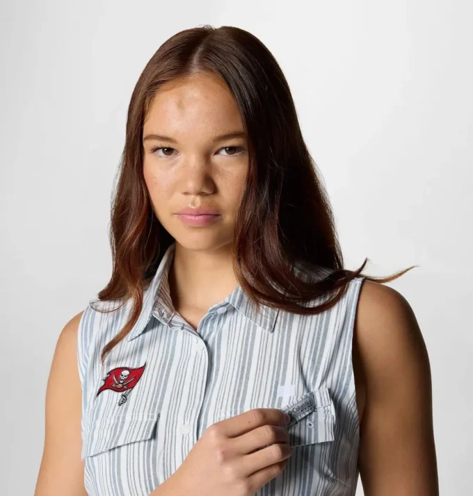 Abito da donna PFG Sun Drifter™ Woven Dress II – Tampa Bay Buccaneers Abito da donna PFG Sun Drifter™ Woven Dress II – Tampa Bay Buccaneers